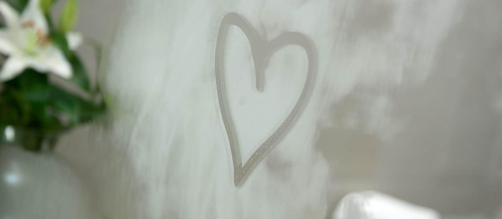 INT_Header_Window2_00011177.jpg