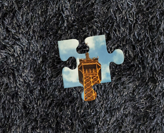 Weet je nog, de puzzel van 1000 stukjes van de Eifeltoren met het ontbrekende stukje waarop de antenne stond? Dit is het complete plaatje ... INT_ContentCarousel3_CAF_00011062.jpg